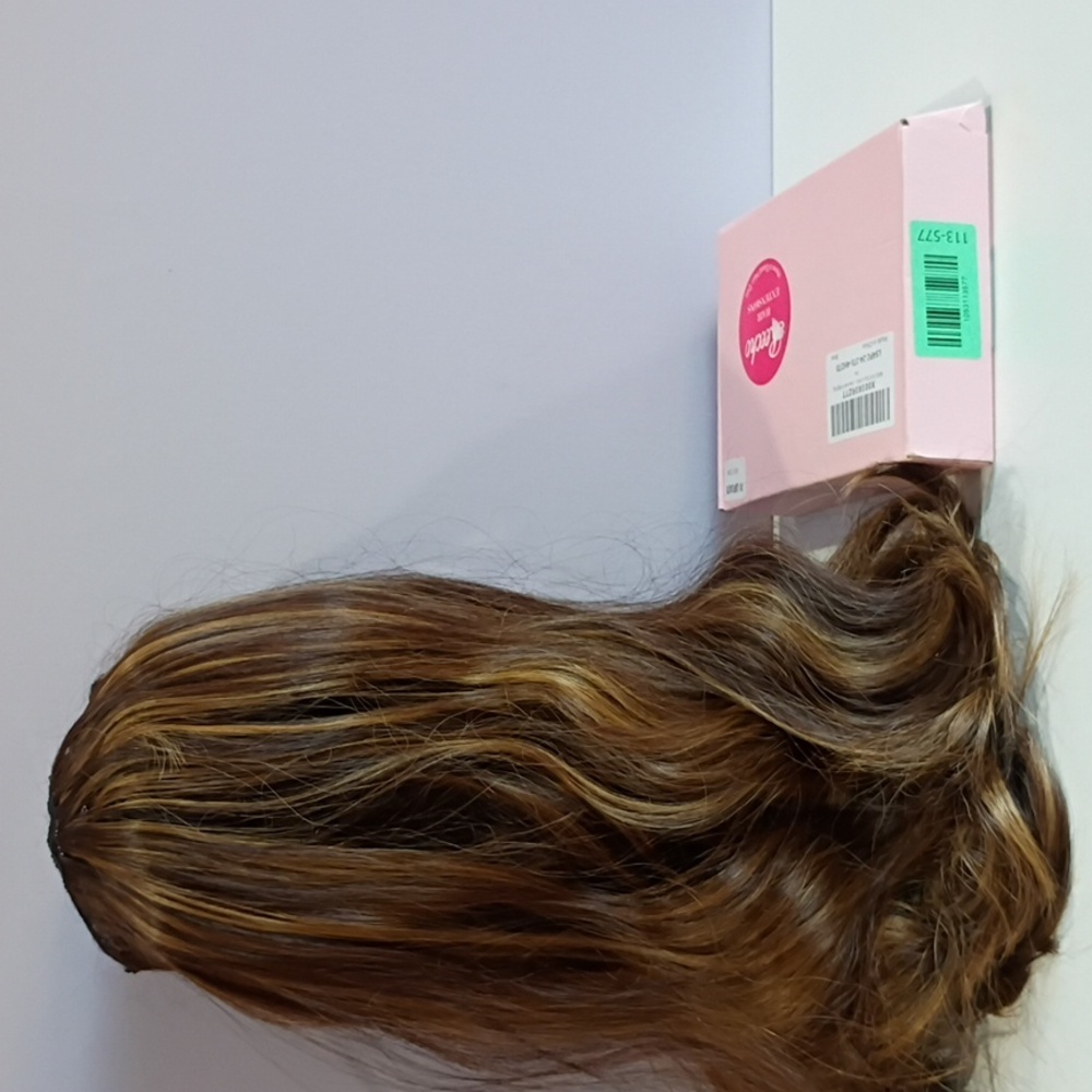 24” Beach Wave Clip-In Extensions‎ • Dark Brown w/ Highlights • 4PCS - Picture 5 of 5